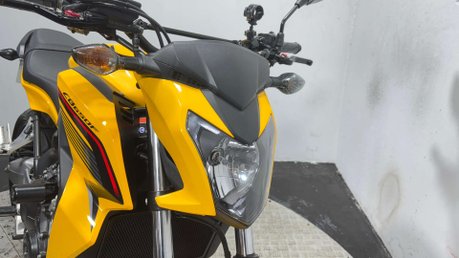 Honda CB 650 NAKED BIKE 2015 ONLY 10K MOT WARRANTY VERY CLEAN 650CC 34