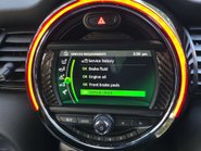 Mini Hatch 2.0 Cooper S Sport Auto 3dr 1