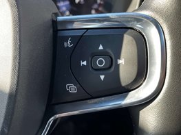 Volvo XC40 1.5 XC40 Inscription Pro T3 Auto 5dr 54