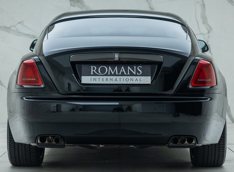 Rolls-Royce Wraith Black Badge 8