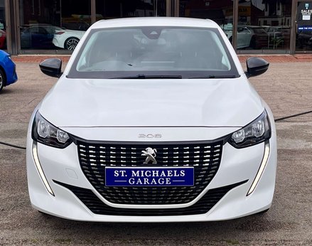 Peugeot 208 1.2 208 Allure Premium+ PureTech SS 5dr 5