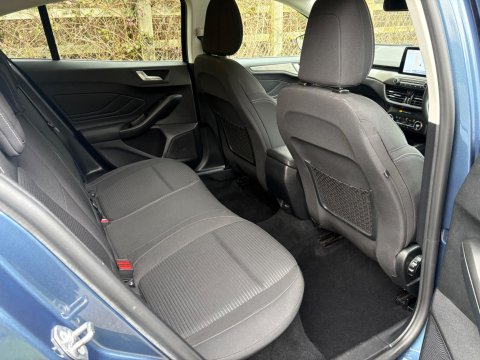 Ford Focus TITANIUM 20