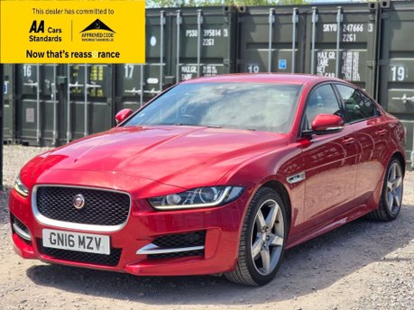 Jaguar XE 2.0d R-Sport Saloon 4dr Diesel Auto Euro 6 (s/s) (180 ps) 3