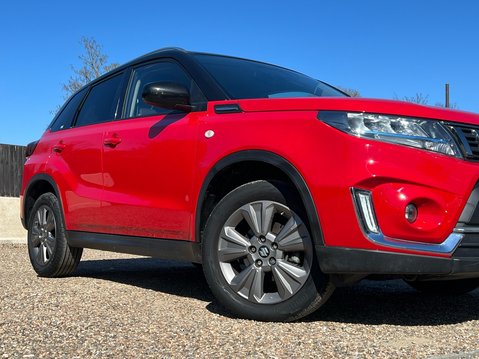 Suzuki Vitara SZ-T BOOSTERJET MHEV 14