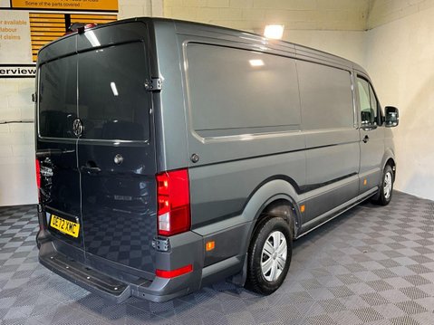 Volkswagen Crafter 2.0 TDI CR35 Trendline Panel Van 5dr Diesel Manual FWD MWB Euro 6 (s/s) (14 5