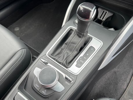 Audi Q2 TFSI S LINE 14
