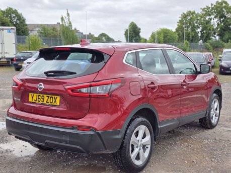 Nissan Qashqai 1.3 DIG-T Acenta Premium SUV 5dr Petrol DCT Auto Euro 6 (s/s) (160 ps) 8