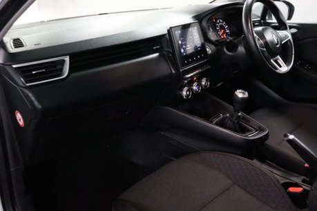 Renault Clio ICONIC EDITION TCE 34