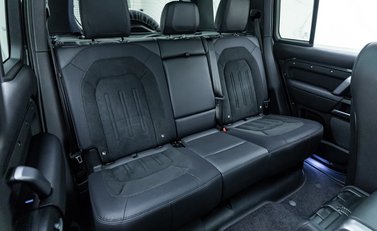 Land Rover Defender 110 V8 CARPATHIAN EDITION 18
