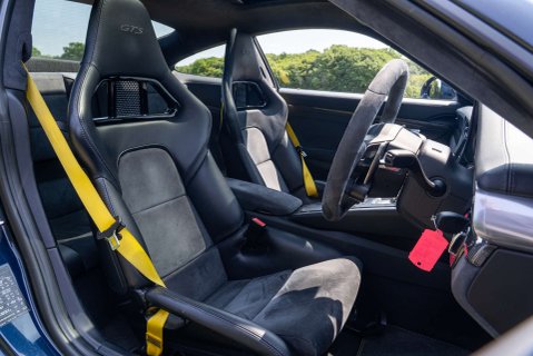 Porsche 911 3.0 911 Carrera GTS Semi-Auto 2dr 11