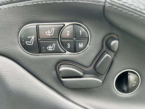 Mercedes-Benz SL Series SL350 18