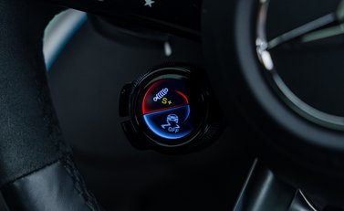 Mercedes-Benz C63 AMG S E NIGHT EDITION PREMIUM PLUS 19