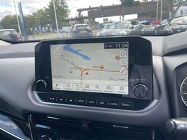 Nissan Qashqai 1.3 Qashqai N-Connecta DiG-T MHEV 5dr 37