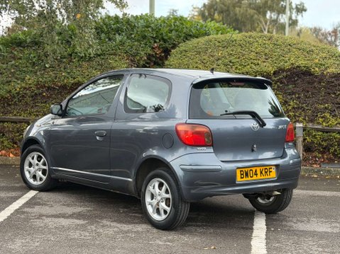 Toyota Yaris 1.3 VVT-i Blue Hatchback 3dr Petrol Manual (133 g/km, 85 bhp) 12