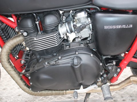 Triumph Bonneville 865 SE BONNEVILLE 865 SE 21