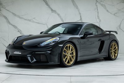 Porsche Cayman GT4 (718)