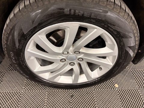 Land Rover Discovery 2.0 SD4 HSE Auto 4WD Euro 6 (s/s) 5dr 50