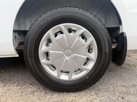 Ford Transit Custom 300 TREND P/V ECOBLUE 13