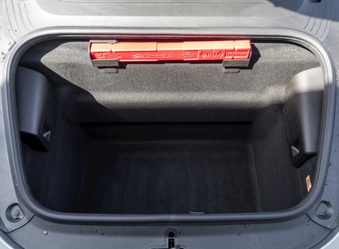 Porsche 911 (991.2) Carrera GTS 27