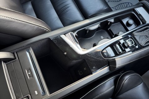 Volvo V90 D5 POWERPULSE R-DESIGN AWD 52