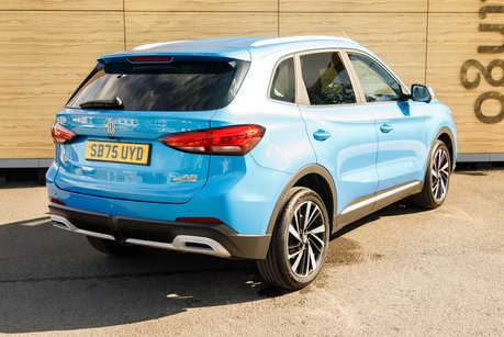 MG ZS TROPHY
