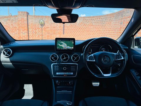 Mercedes-Benz A Class 2.1 A200d AMG Line Hatchback 5dr Diesel 7G-DCT Euro 6 (s/s) (136 ps) 14