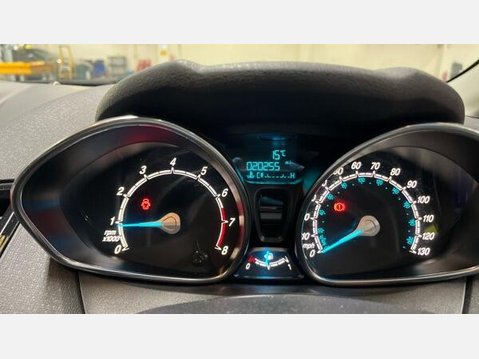 Ford Fiesta 1.0T EcoBoost Zetec Euro 6 (s/s) 5dr 7