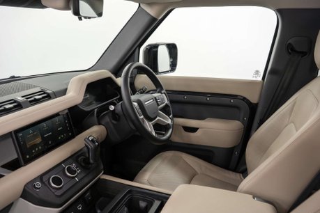 Land Rover Defender 3.0 Defender XS Edition D MHEV A 4WD 5dr 21