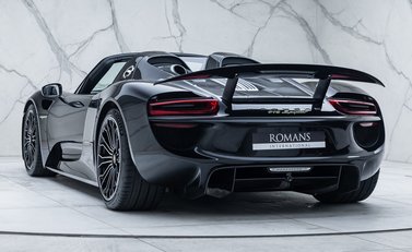 Porsche 918 Spyder 9