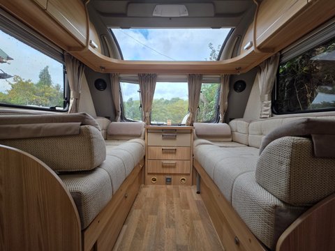 Coachman Pastiche 560/4 12