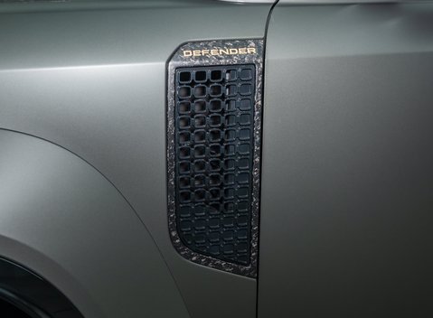 Land Rover Defender 110 OCTA EDITION ONE 42