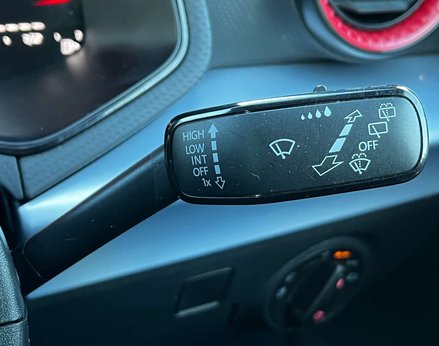 SEAT Arona 1.0 Arona FR EcoTSI 5dr 55