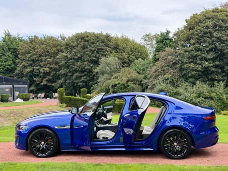 Jaguar XE R-DYNAMIC HSE 22