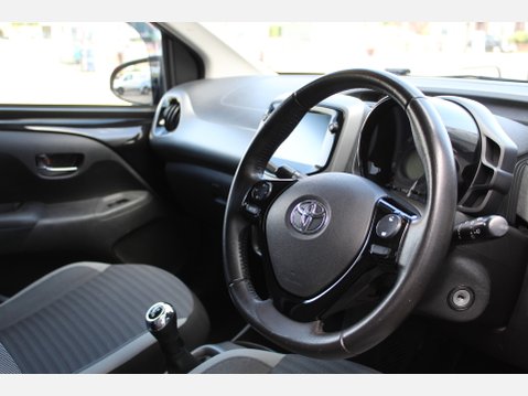 Toyota Aygo VVT-I X-TREND 6