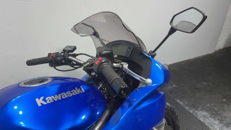 Kawasaki Er ER6 2010 ONLY 16K MOT SERVICED COMMUTER A2 BIKE 650CC TWIN 32