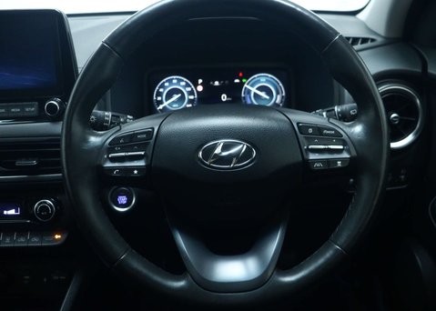 Hyundai KONA 1.6 h-GDi Ultimate SUV 5dr Petrol Hybrid DCT Euro 6 (s/s) (141 ps) 18