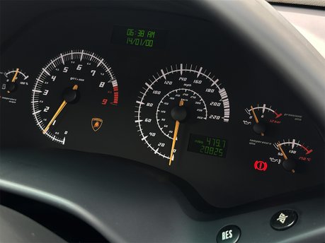 Lamborghini Murcielago LP640 MANUAL 70