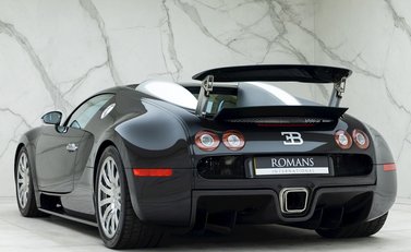 Bugatti Veyron 16.4 3