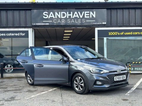 Hyundai i20 1.2 SE Launch Edition Hatchback 5dr Petrol Manual Euro 6 (s/s) (84 ps) BLUE 2