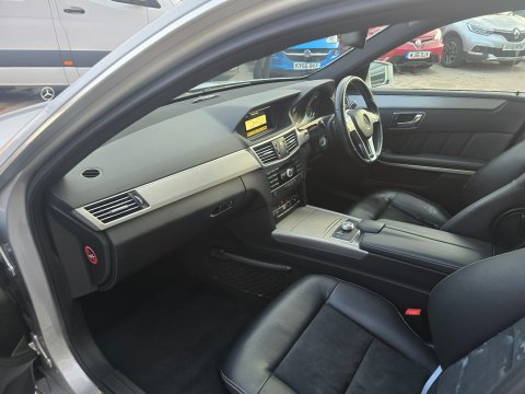 Mercedes-Benz E Class E350 CDI BLUEEFFICIENCY S/S SPORT 10