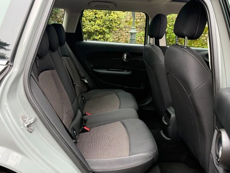 Mini Clubman COOPER 27