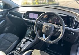 Vauxhall Grandland 1.5 Turbo D Ultimate Auto 16