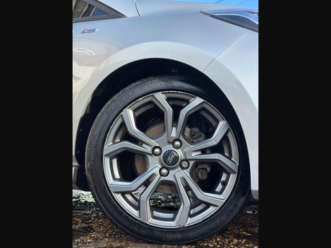 Ford Fiesta 1.0T EcoBoost ST-Line X Euro 6 (s/s) 5dr 4