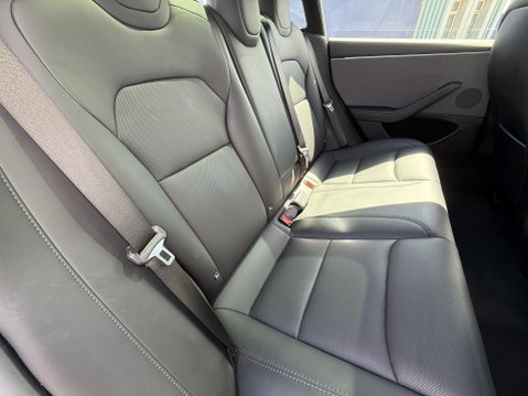 Tesla Model 3 Saloon 4dr Electric Auto RWD (208 ps) 25