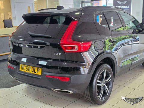 Volvo XC40 1.5 T3 R-Design Euro 6 (s/s) 5dr 22