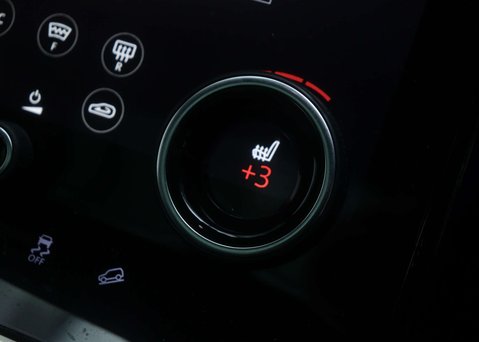 Land Rover Range Rover Evoque 1.5 Range Rover Evoque R-Dynamic HSE P300e Auto 4WD 5dr 39