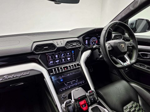 Lamborghini Urus 4.0 V8 BiTurbo SUV 5dr Petrol Auto 4WD Euro 6 (650 ps) 54