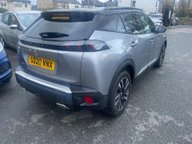 Peugeot 2008 PURETECH S/S GT LINE 6