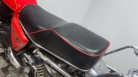 Suzuki GN 1983 1 OWNER PROJECT BIKE SPARES OR REPAIR CLASSIC 400CC 21