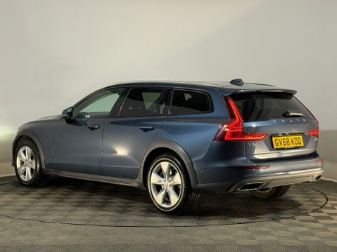 Volvo V60 D4 CROSS COUNTRY AWD 9